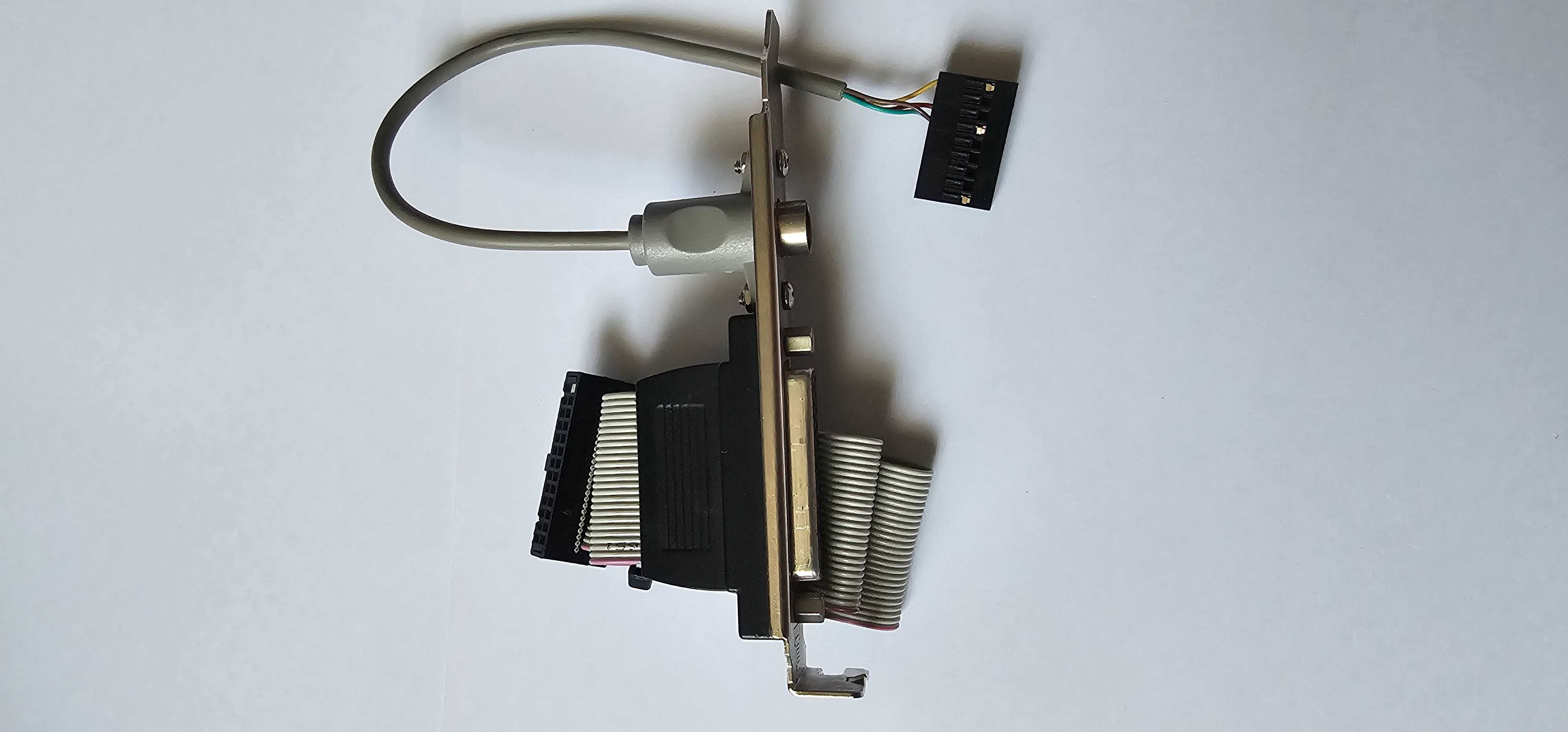 port ps2 na śledziu do retro PC