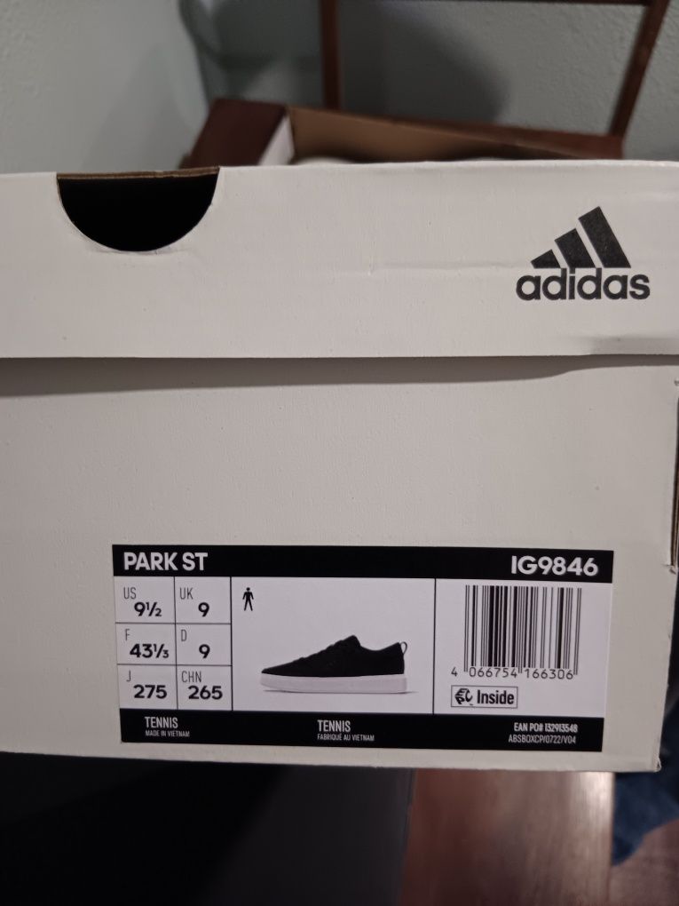 Adidas Park Street