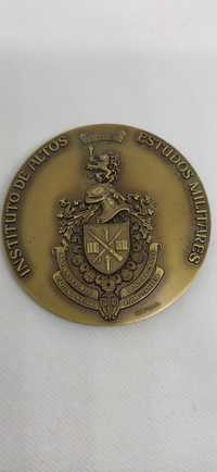 Medalha Instituto de Altos Estudos Militares