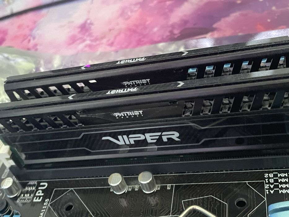 Zestaw: Intel i7‑3770 + byAsus P8P67 Deluxe + 16 GB RAM DDR3 1866 MHz