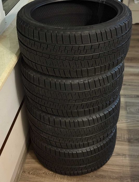 Нові зимові шини Kapsen SnowShoes AW33 255/35 R19 96V XL