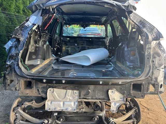 ćwiartka próg słupek pas wanna Audi A6 C8 4K kombi LY9T