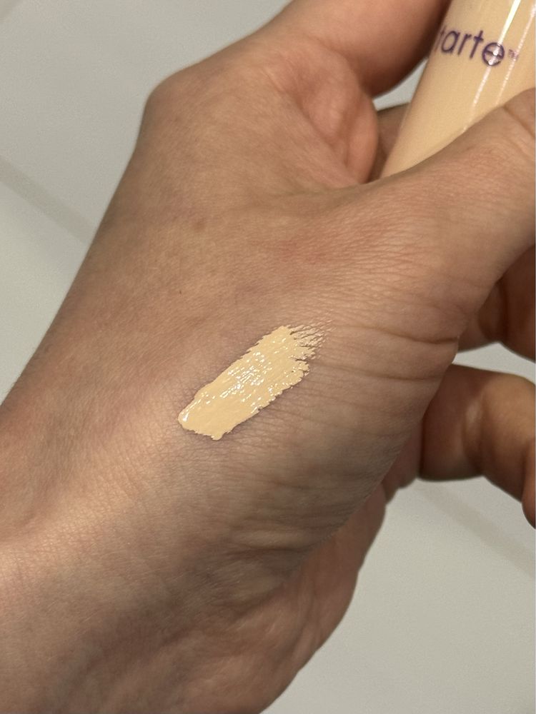 Tarte. Консилер. Tarte Shape Tape Concealer. Відтінок 20B