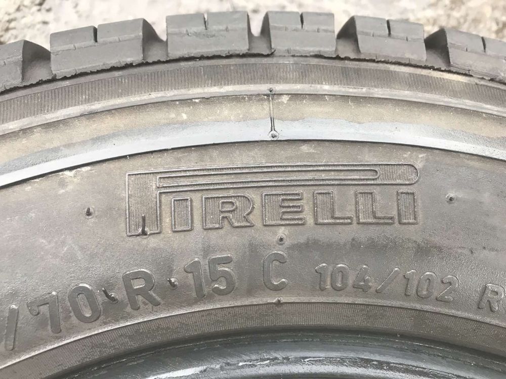 Pirelli 195/70r15c пара резина шини б/у склад оригінал