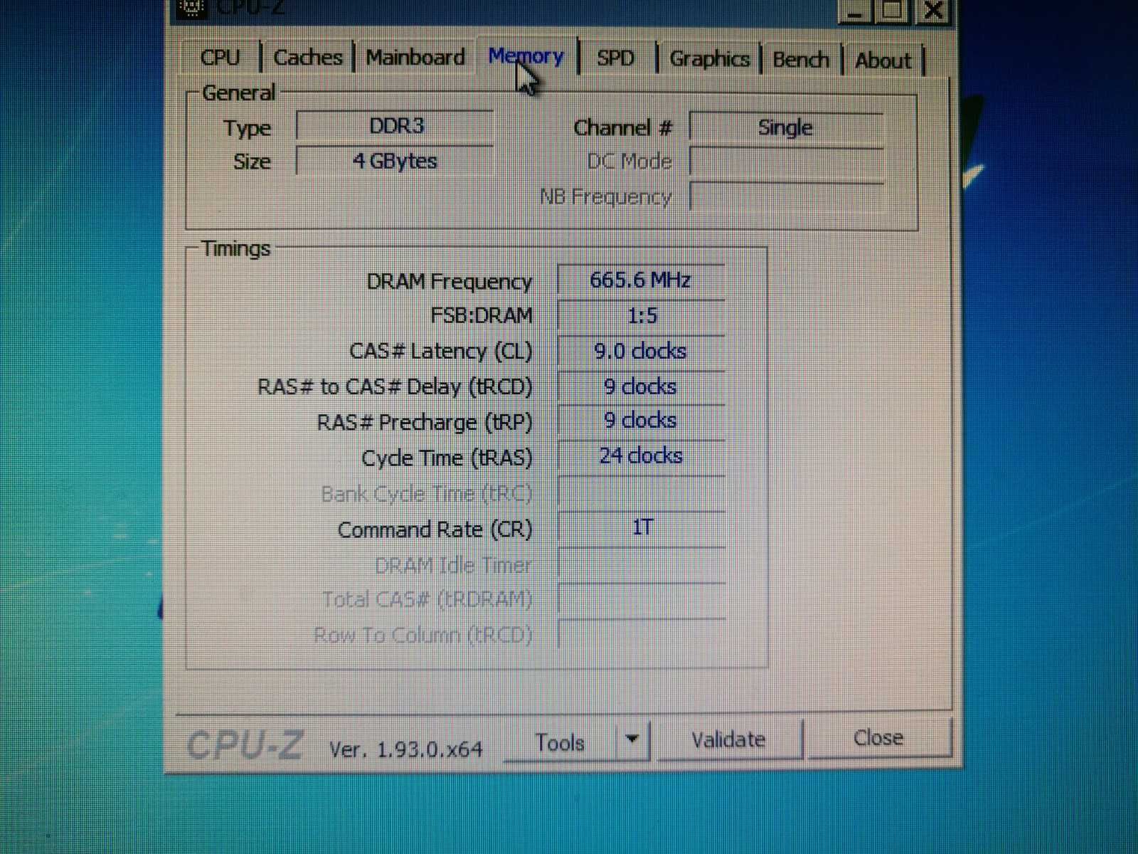 Komputer stacjonarny Fujitsu ESPRIMO P900 E85.