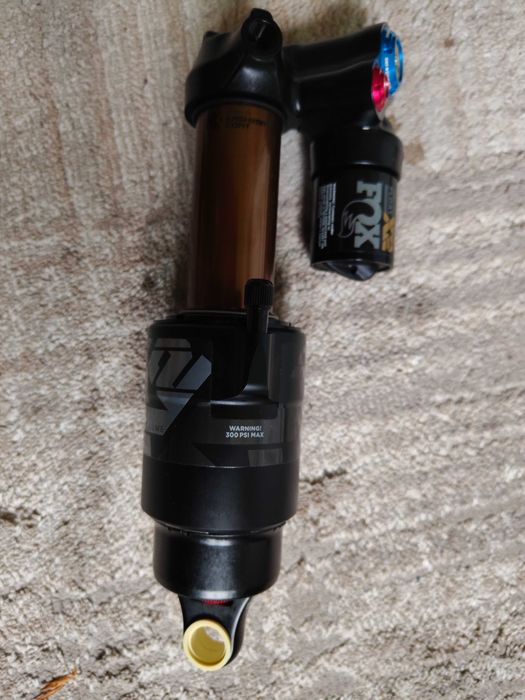 Fox X2 Factory 205x65