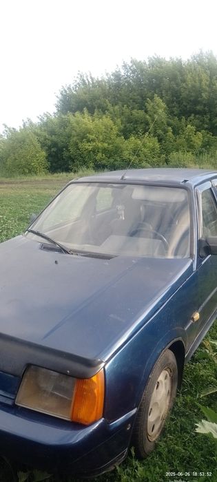 Продам машину на відновлення,або по запчастинам.