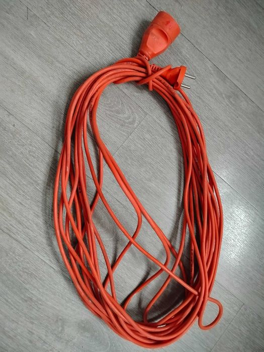 Przedłużacz sieciowy gruby 14 m długi