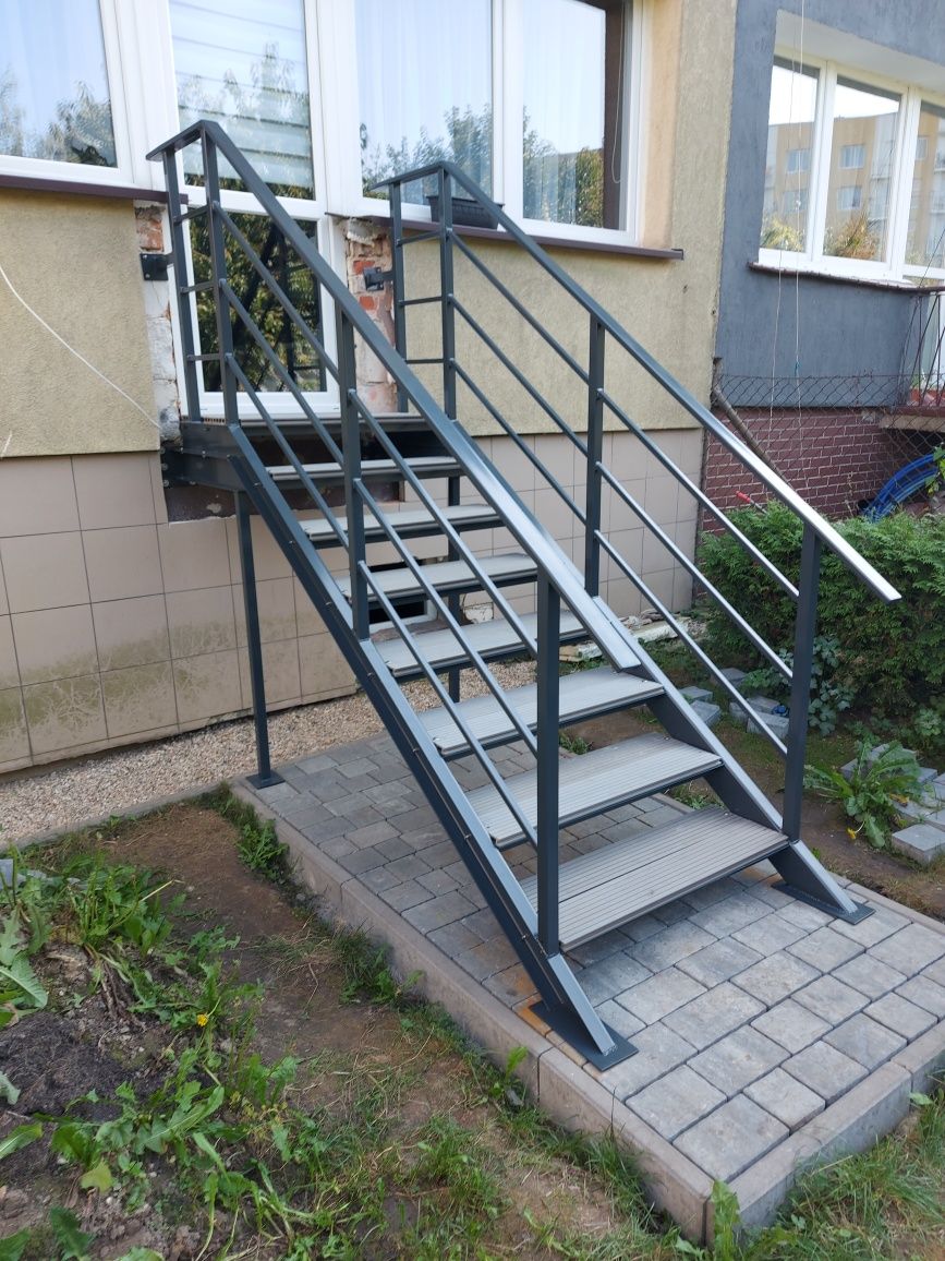 Barierki, balustrady, schody stalowe, ogrodzenia, bramy nierdzewne