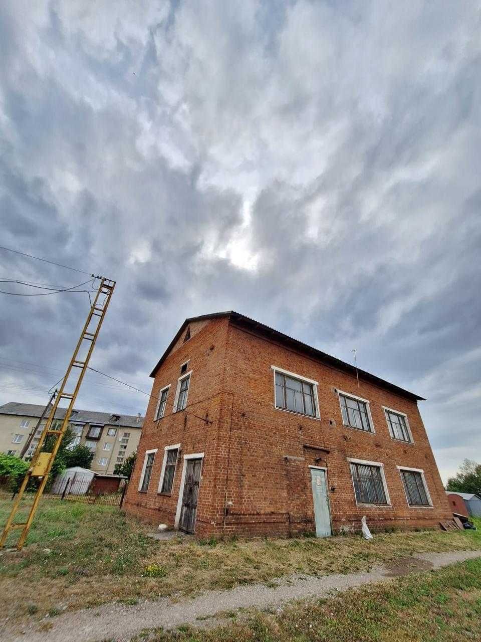 Продаю складське приміщення в с. Хриплин