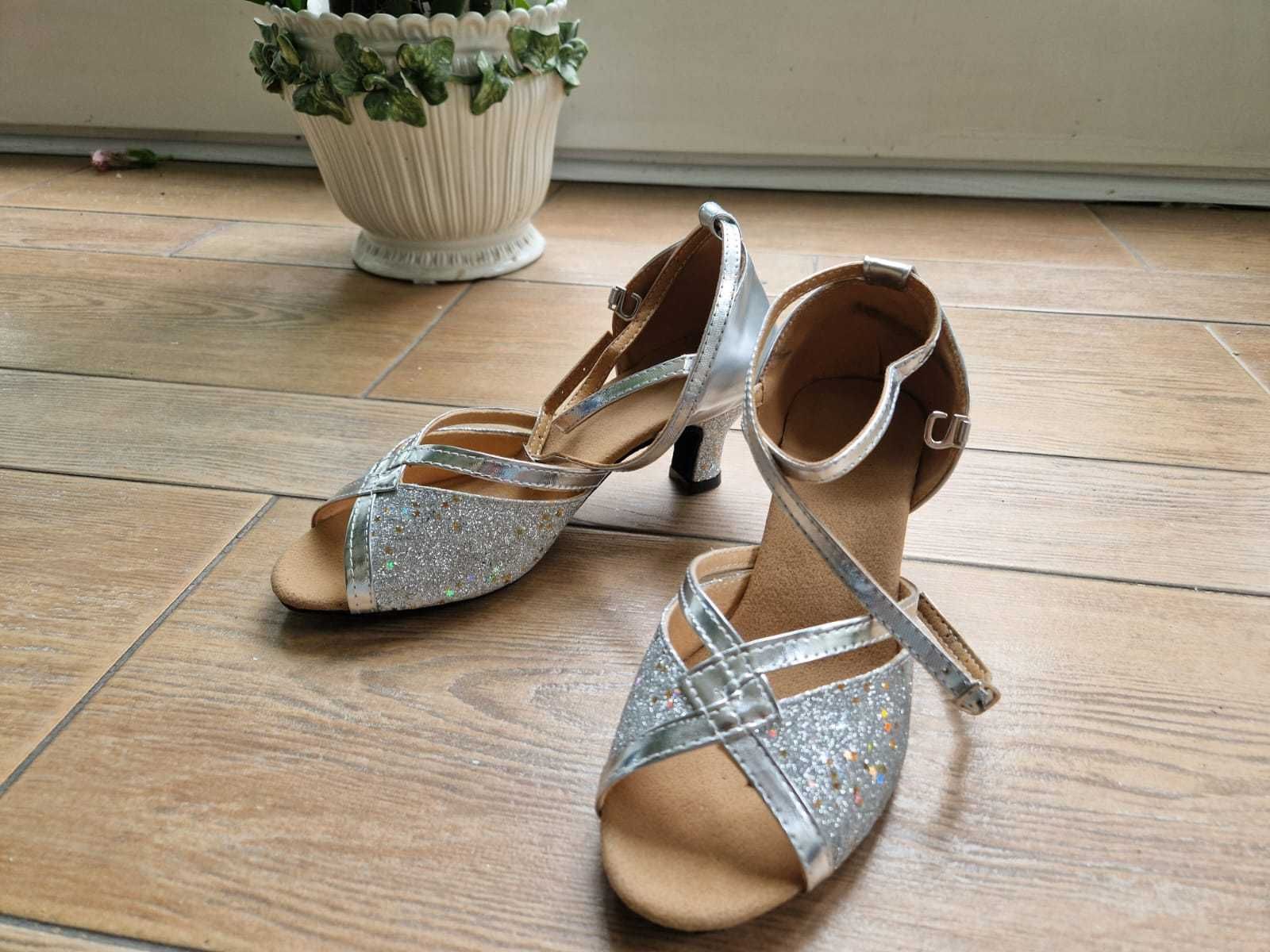 Buty do tańca latino - srebrne
