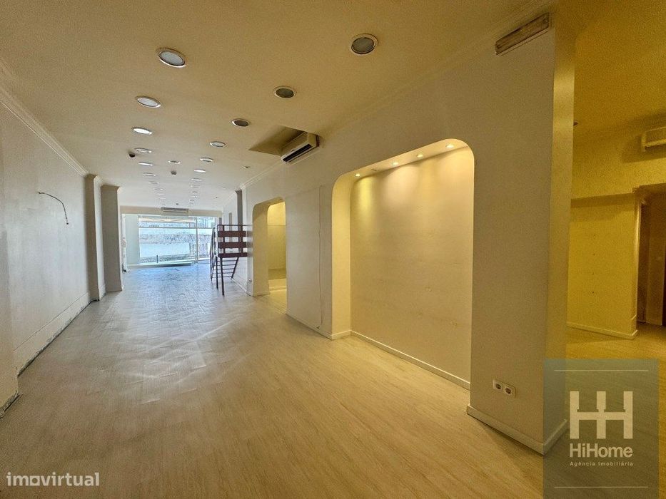 Espaço comercial com 222 m2 no centro do Funchal