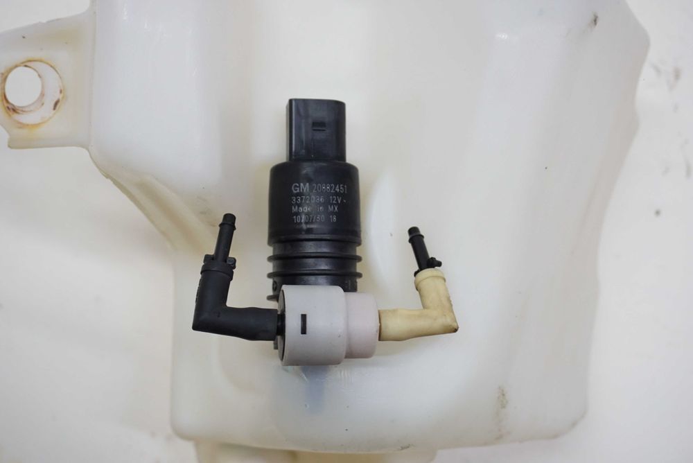 Моторчик омивача (насос) Шевроле Еквінокс 2.4 (2010-2016)