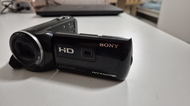 Kamera Sony HDR PJ220
