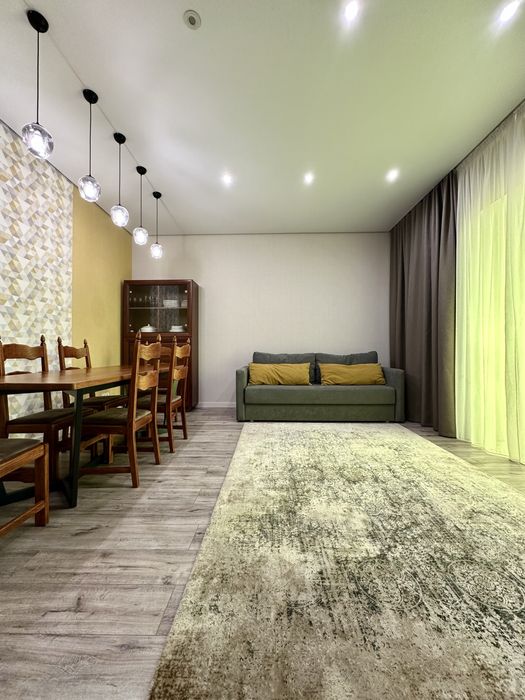 Дворівнева квартира з ремонтом у Луцьку