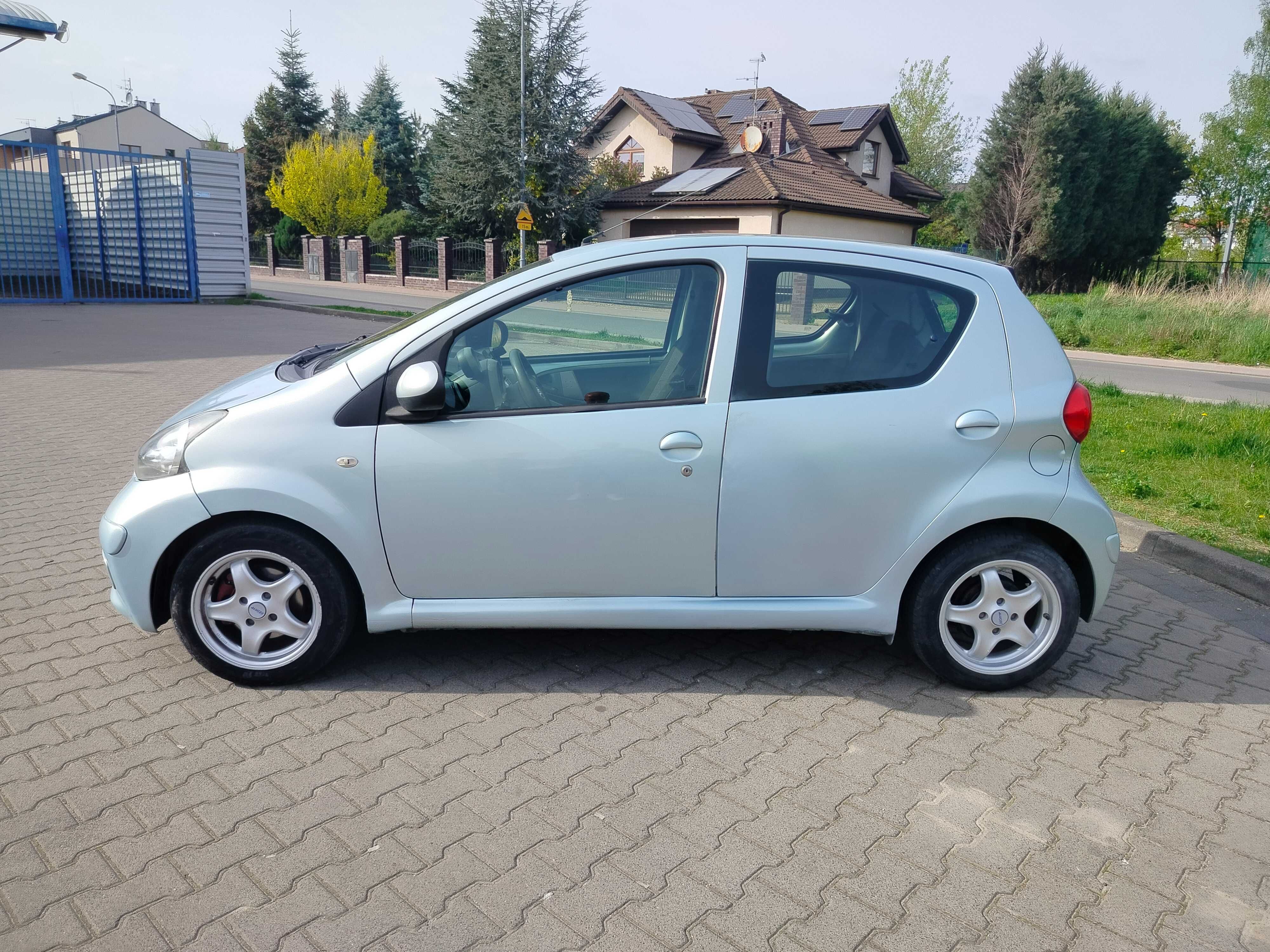 Toyota Aygo 1.0 benzyna 2005 rok