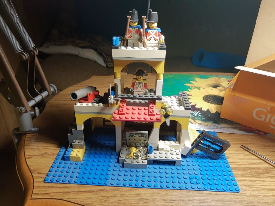 Klocki Lego System 6263 Pirates Bastion Imperial Outpost