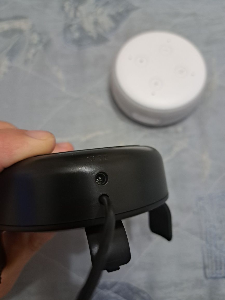 Смарт колонка Amazon Echo Dot