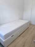Cama Nordli + colchão de molas ensacadas
