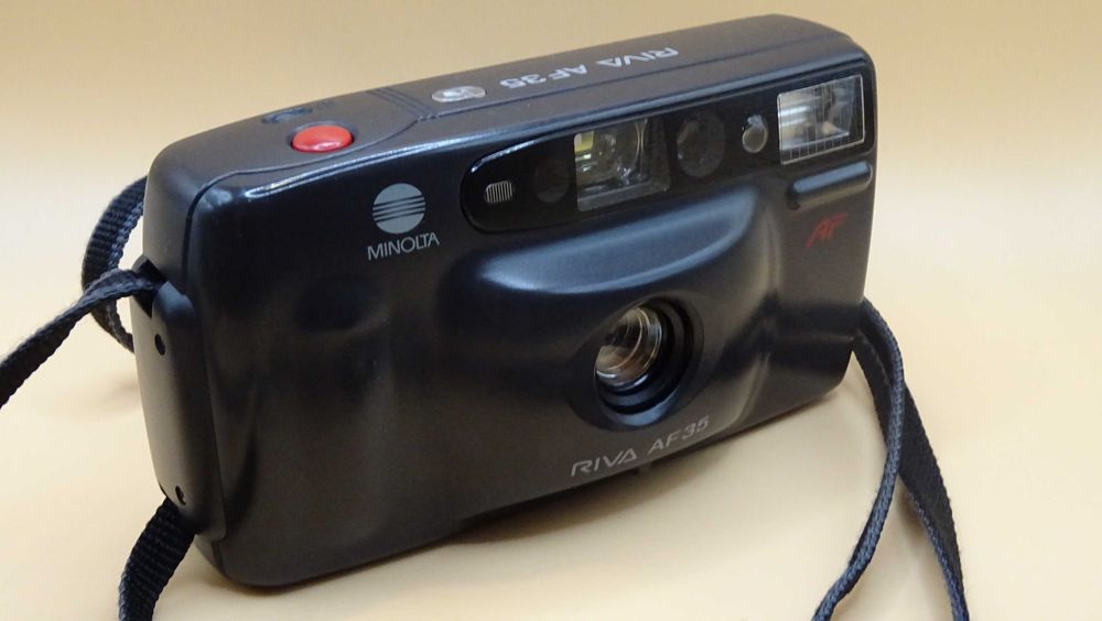 Aparat Analogowy Minolta Riva AF35 z futerałem