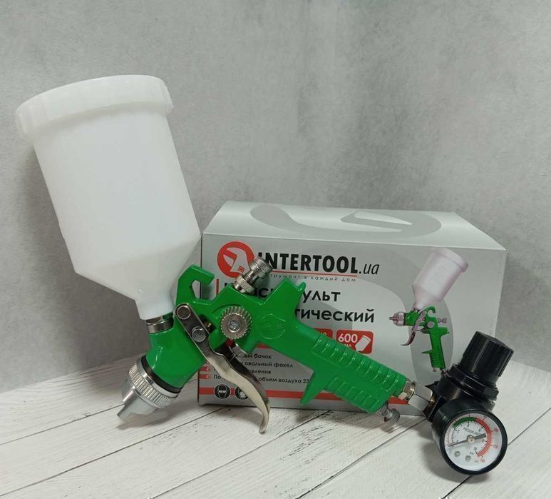Фарбопульт пневматичний +редуктор форсунка 1.3мм INTERTOOL PT-0102