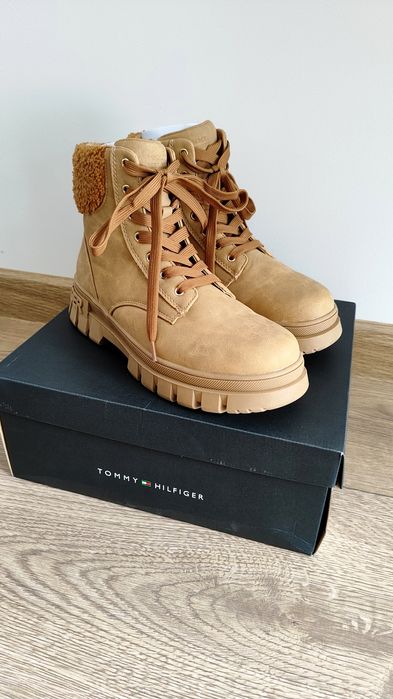 Buty zimowe trapery Tommy Hilfiger
