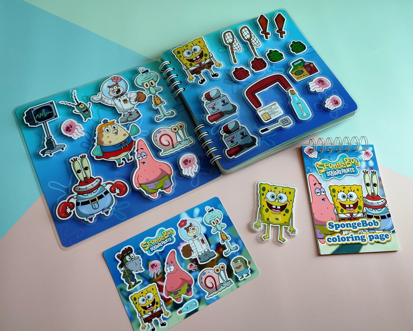 SpongeBob i przyjaciele książeczka z elementami na rzepy