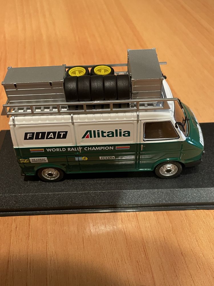 FIAT 242 E Phase 1 miniatura rali colecionável