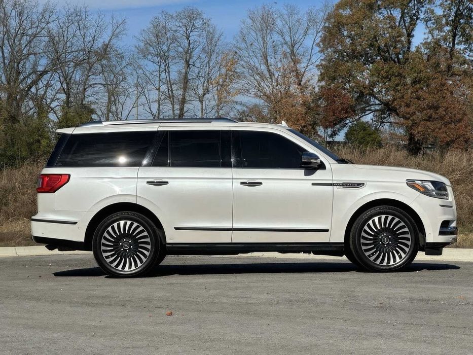 Lincoln Navigator Black Label      2018