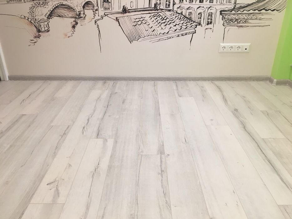 Укладка ламінату