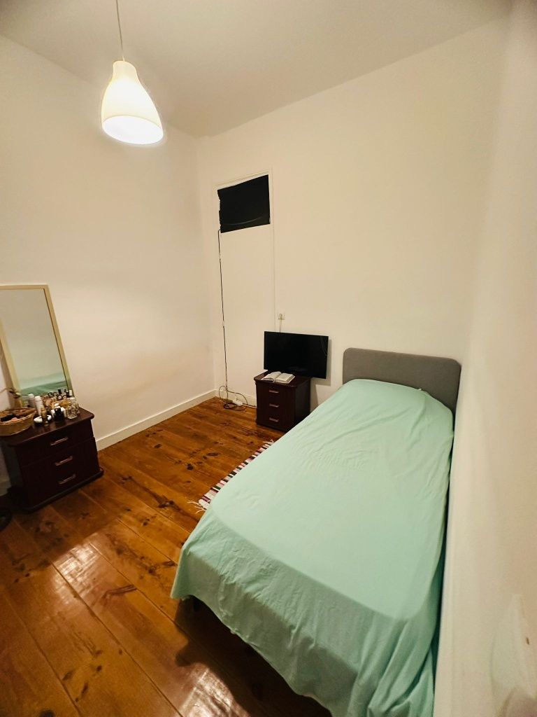 Quarto em Alcântara