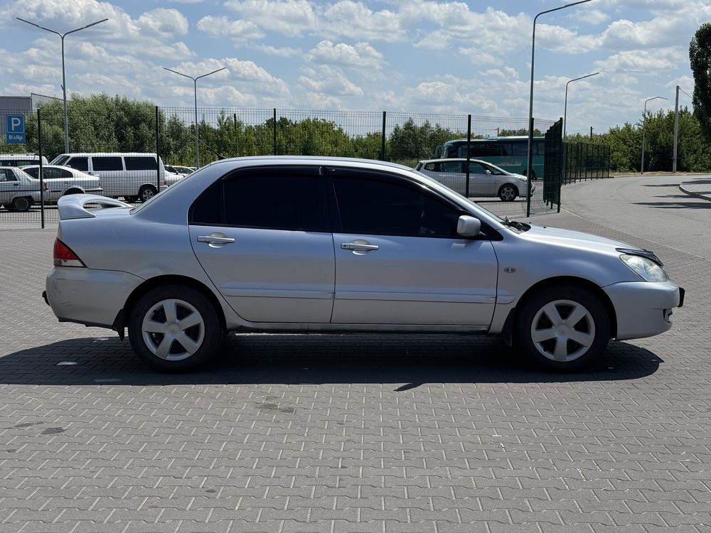 Продам Mitsubishi Lancer 9