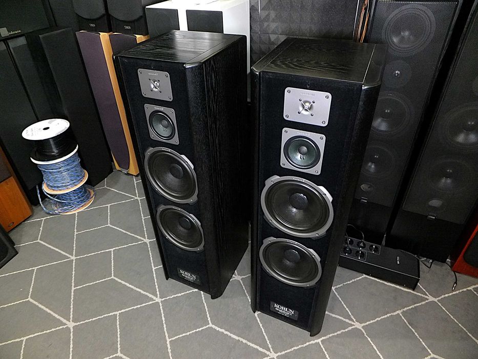 Kolumny głośnikowe QUADRAL KORUN MK4