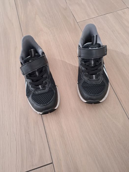 Buty chłopięce Reebok 28