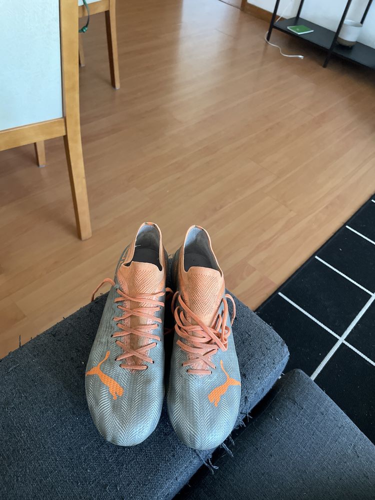 Chuteiras Puma Ultra oficiais SG