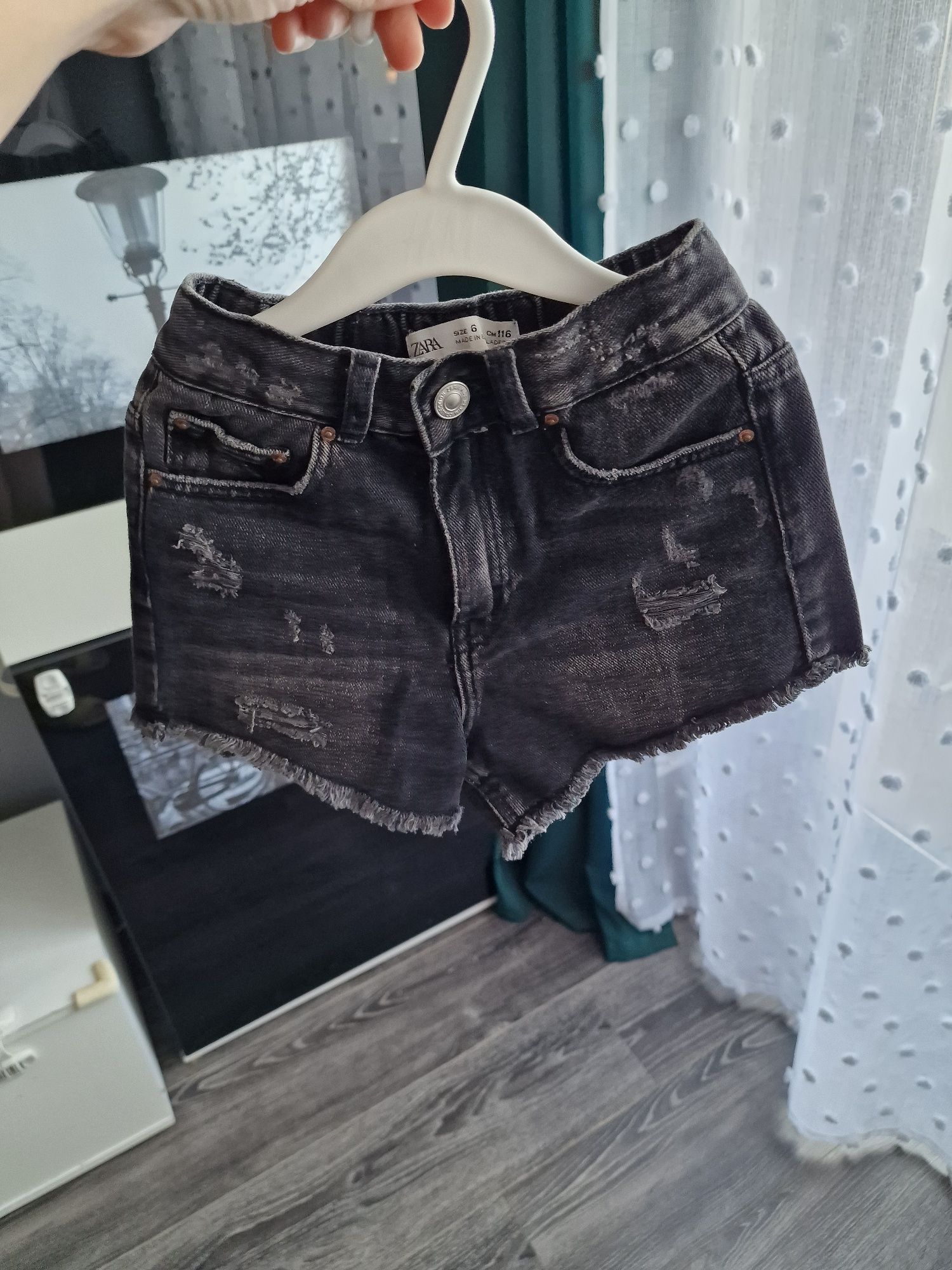 Zara jeansowe spodenki r. 116