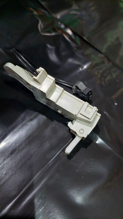 Mikrowyłącznik do piecyka gazowego JUNKERS WRP 11-2 B 23