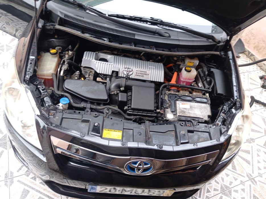 Toyota Auris 1.8hibrido Nacional