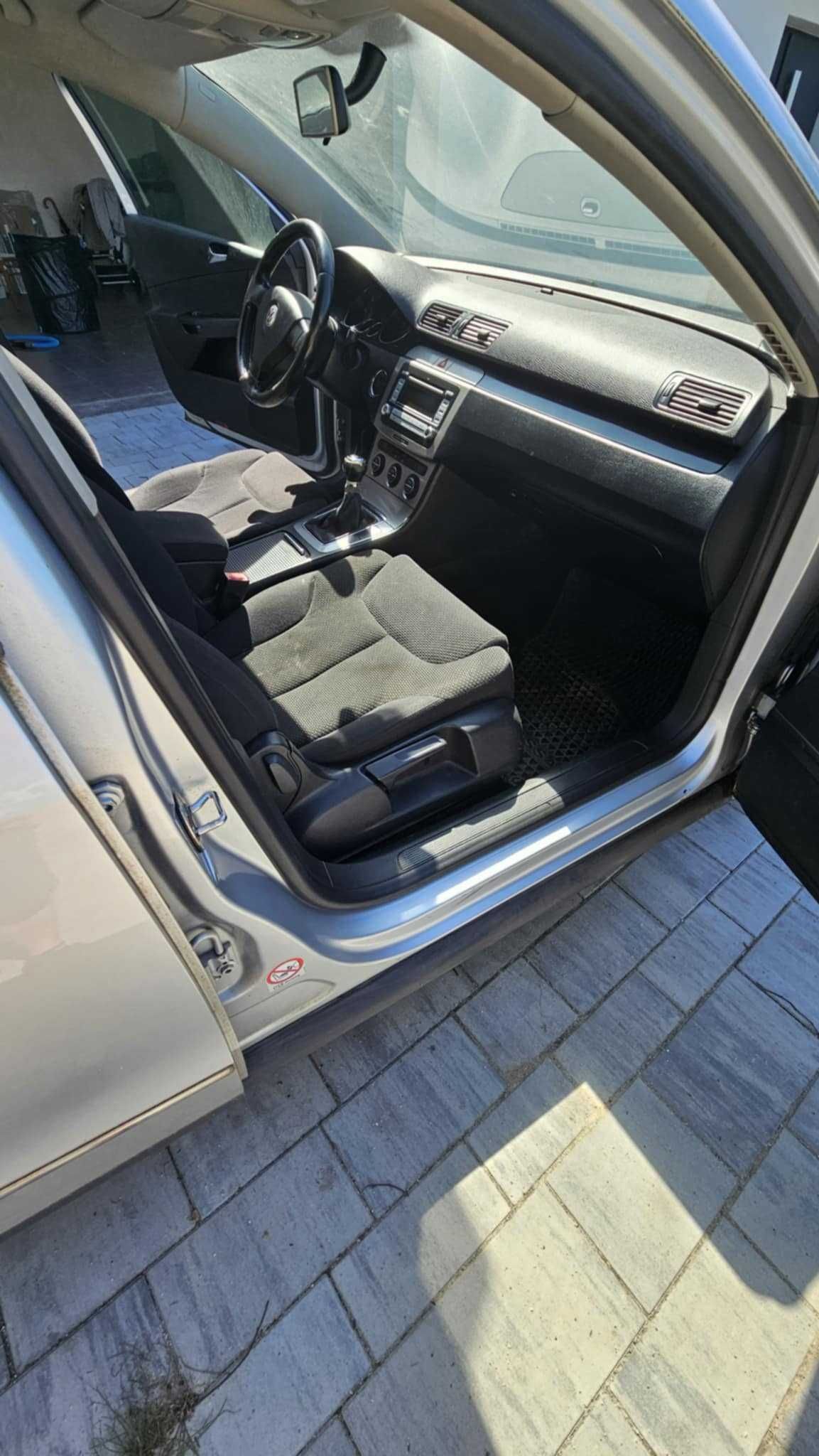 Passat B6 2.0 TDI  Jeden właściciel od nowości 8)