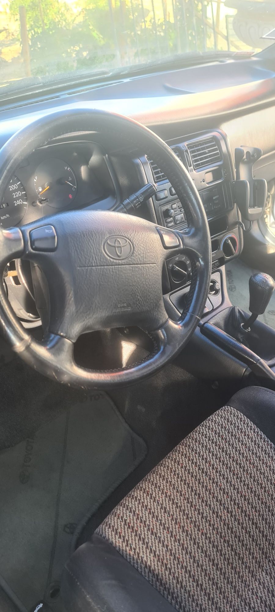 Toyota carina e gti