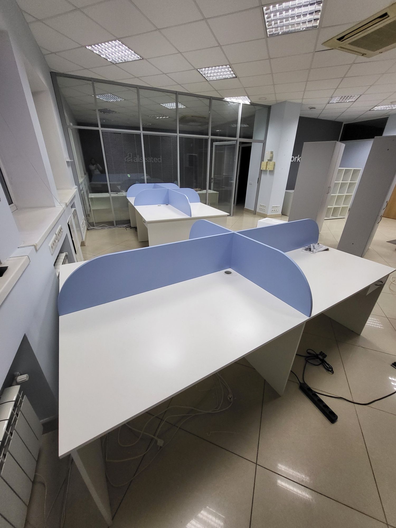 Стіл офісний, комп'ютерний, для кол центру. Меблі офісні розпродаж