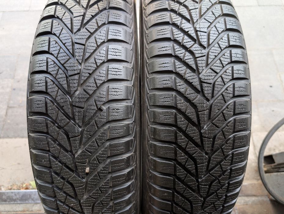 Пара зимних шин 195/80 R15 Yokohama