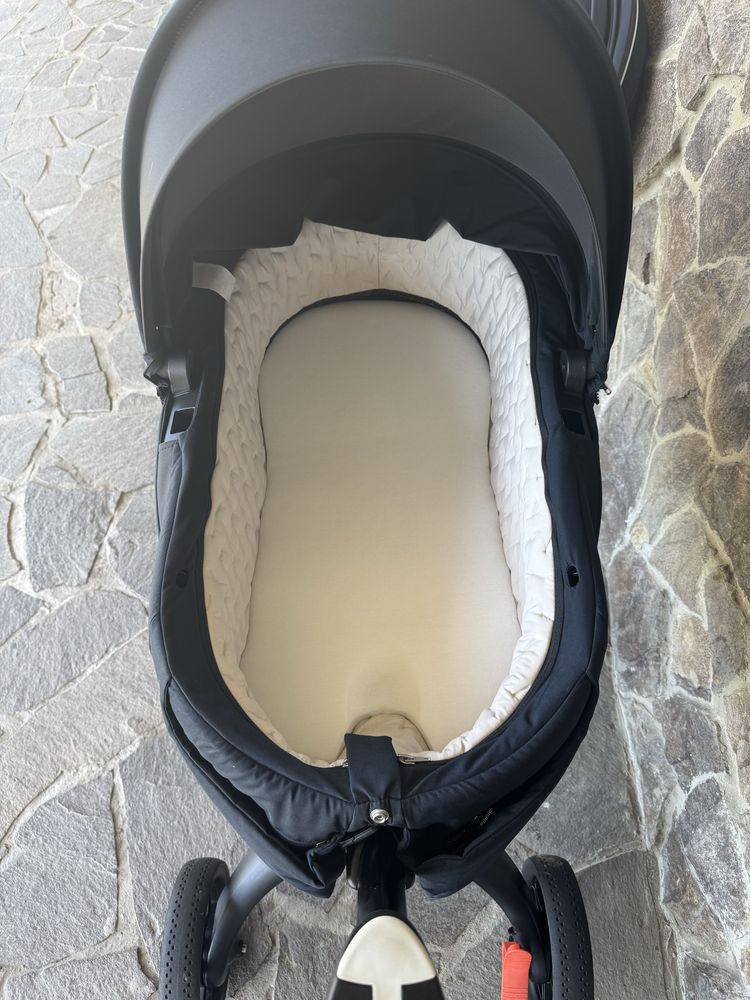 Коляска stokke v6