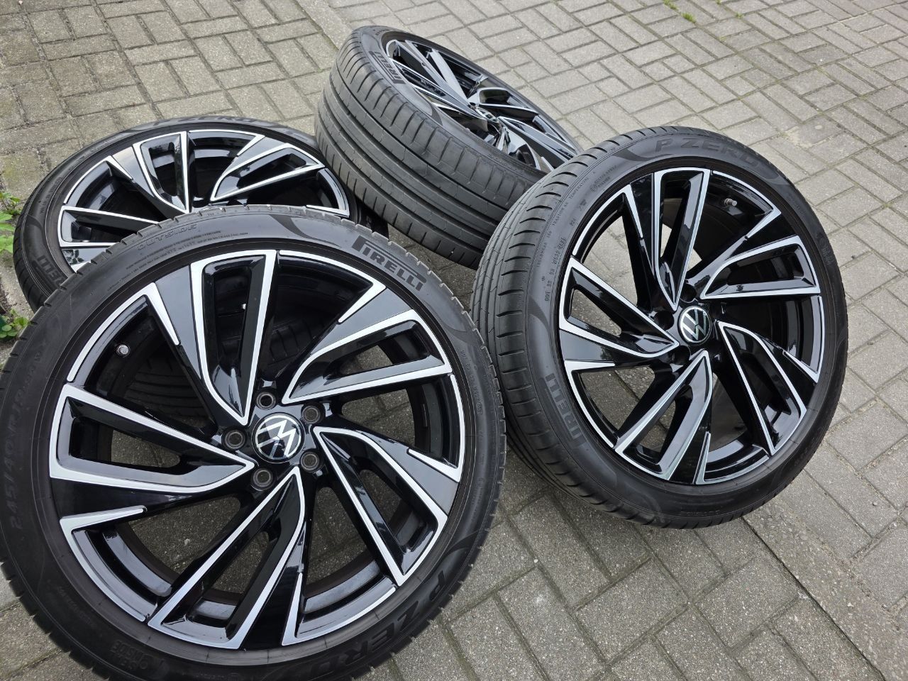 ORYGINALNE koła do
Volkswagen Arteon  R 19