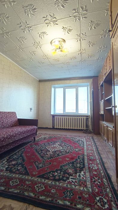 Продам велику кімнату в гарному гуртожитку Хмельницький