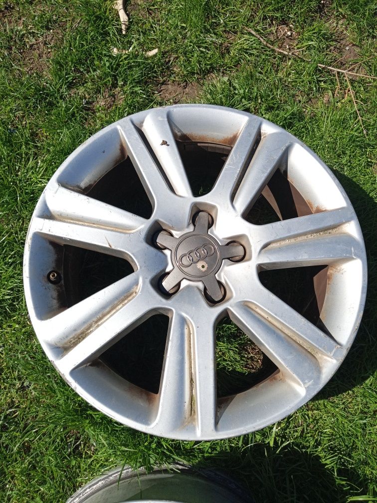 Felg 17 cali  aluminiowe Audii 5×112