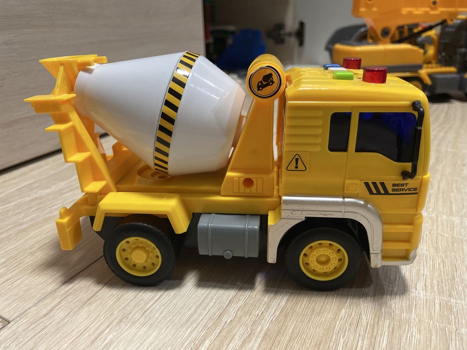 Іграшка Бетономішалка іграшкова бетонозмішувач міксер бетоновоз