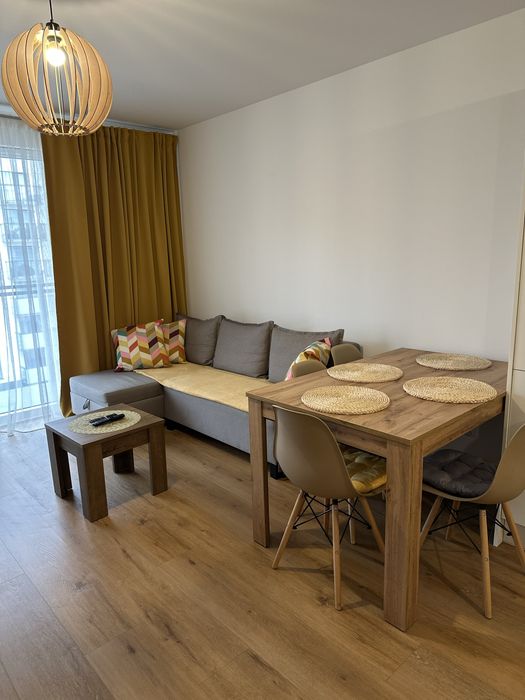 2pokojowe mieszkanie z podziemnym miejscem parkingowym b.blisko morza