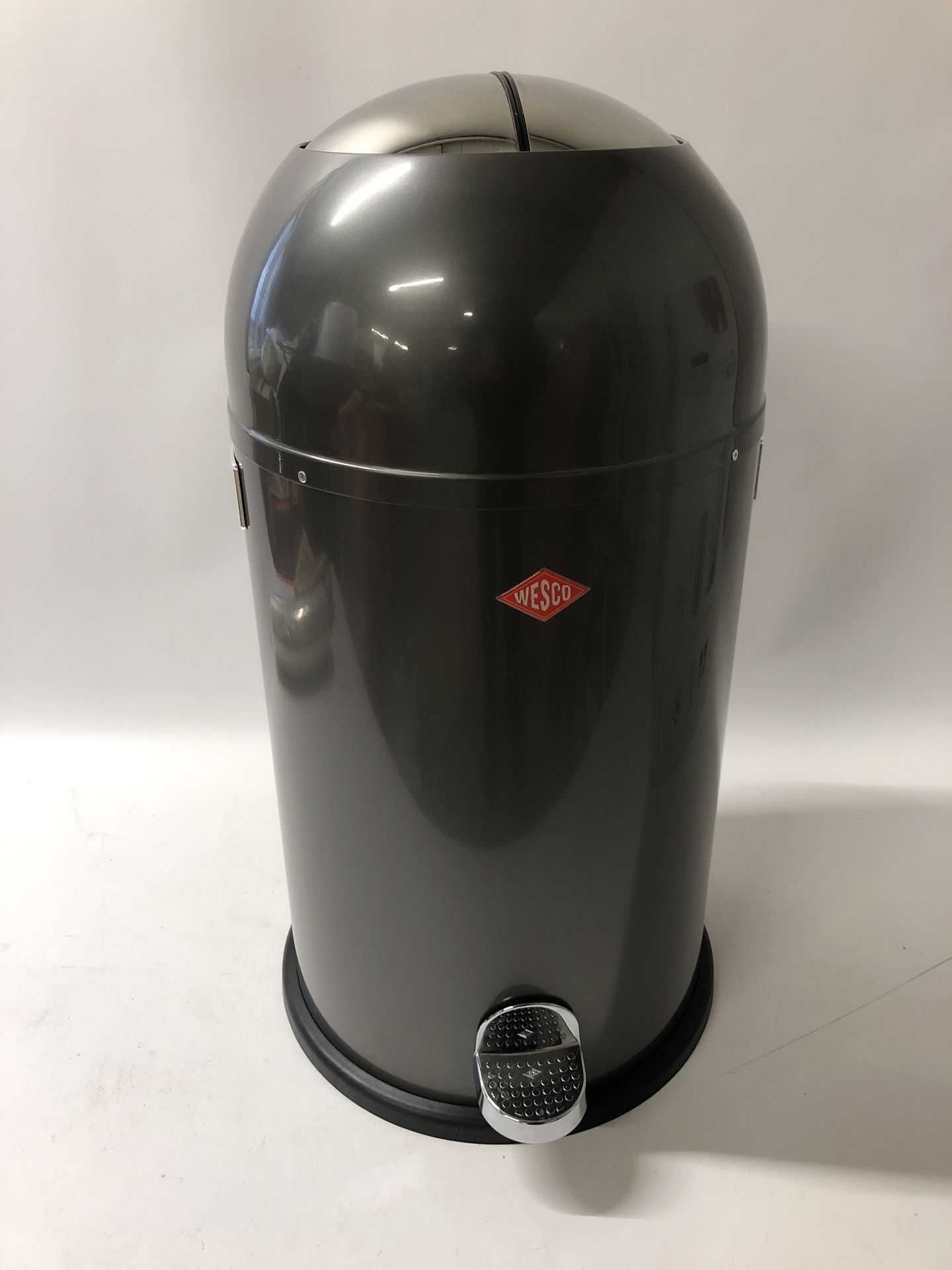 Wesco Kickmaster kosz na śmieci 33L stalowy grafitowy design retro
