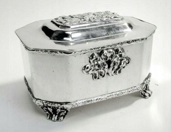 BI4 Fraget cukiernica skrzynkowa